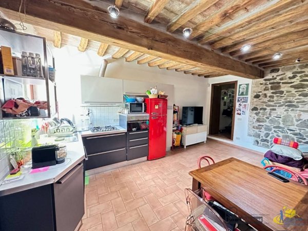 appartamento in vendita a Parma in zona Pilastrello