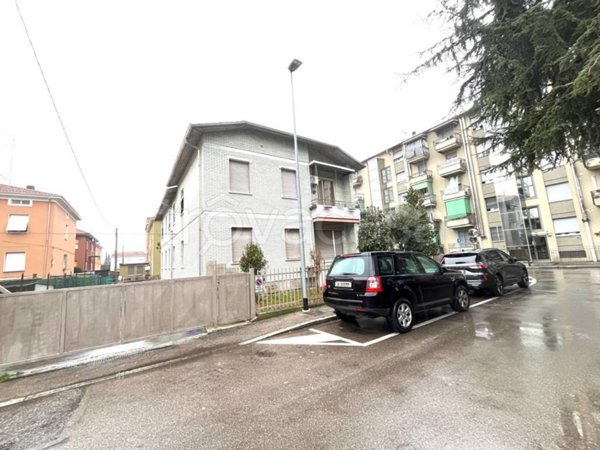 appartamento in vendita a Parma in zona Montanara