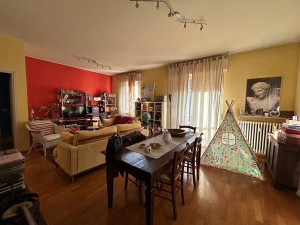 appartamento in vendita a Parma in zona Montanara