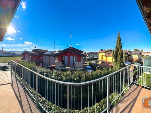 appartamento in vendita a Parma in zona Carignano