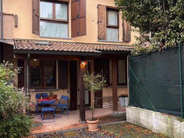 casa indipendente in vendita a Parma in zona San Prospero
