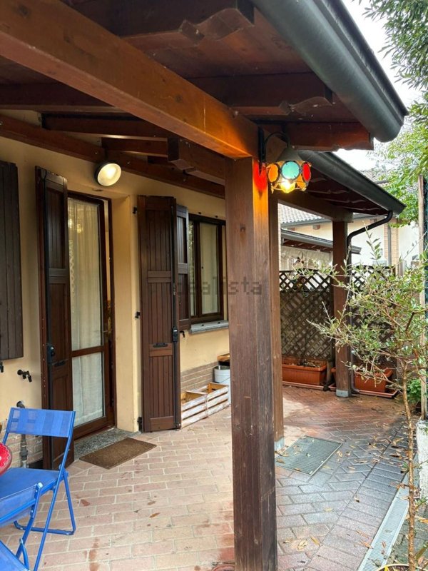 casa indipendente in vendita a Parma in zona Martorano