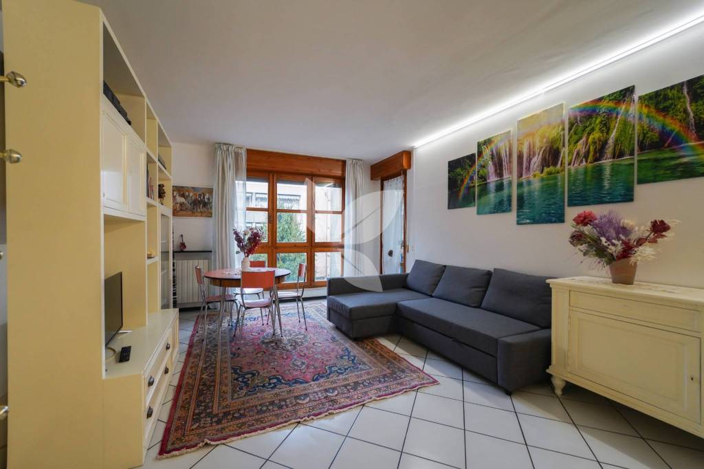 appartamento in vendita a Parma in zona Cittadella