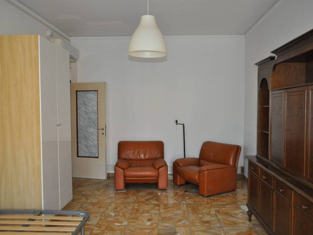 appartamento in vendita a Parma in zona Oltretorrente