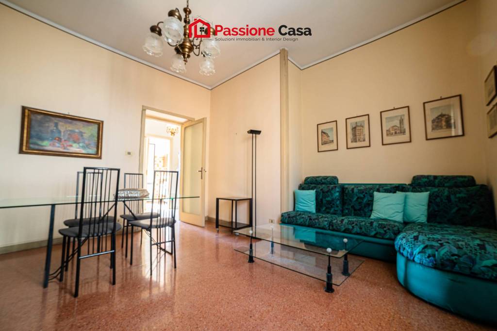 appartamento in vendita a Parma in zona Centro Storico