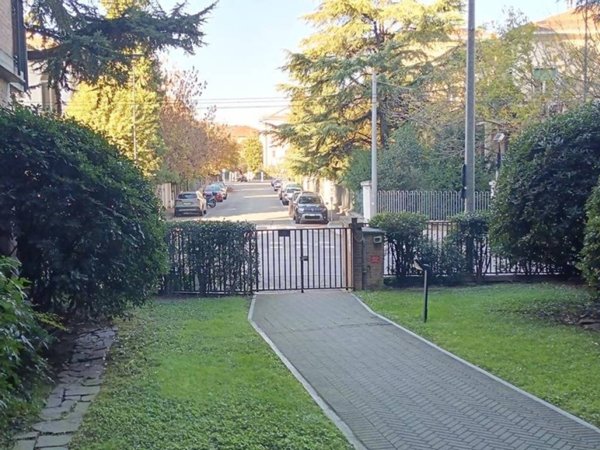 appartamento in vendita a Parma in zona Cittadella