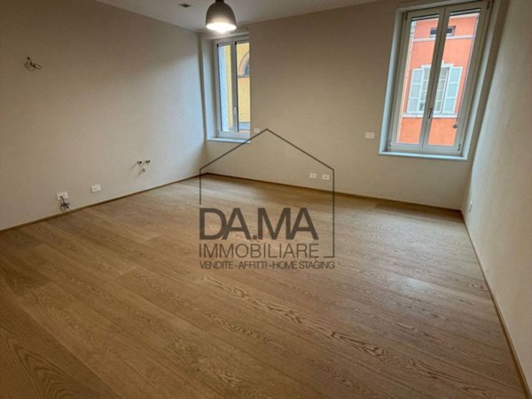 appartamento in vendita a Parma in zona Centro Storico