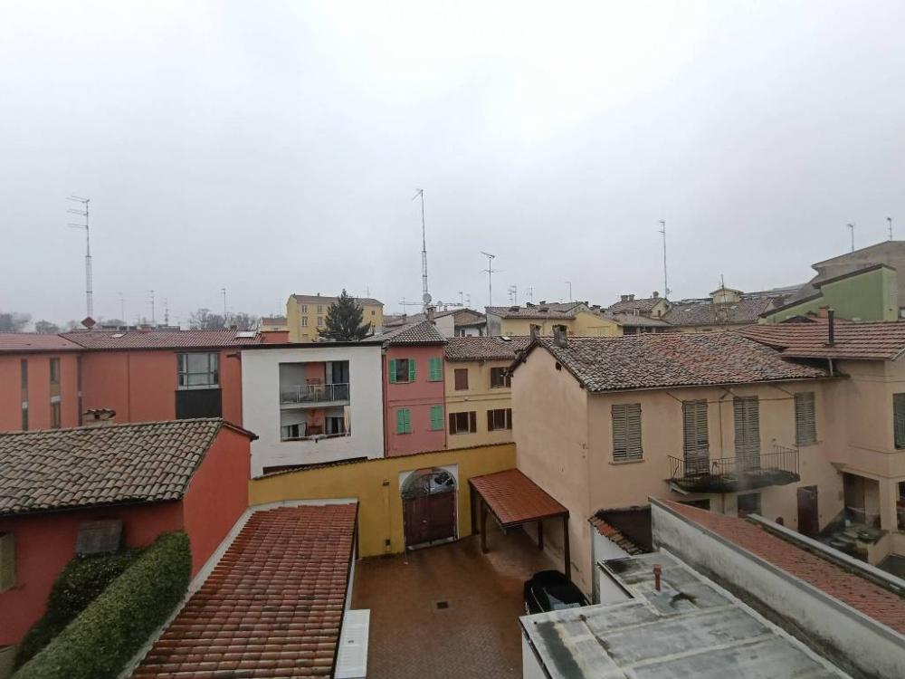 appartamento in vendita a Parma in zona Oltretorrente