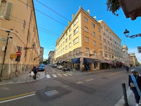 appartamento in vendita a Parma in zona Centro Storico