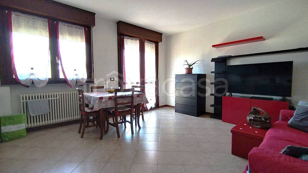 appartamento in vendita a Parma in zona Vicofertile