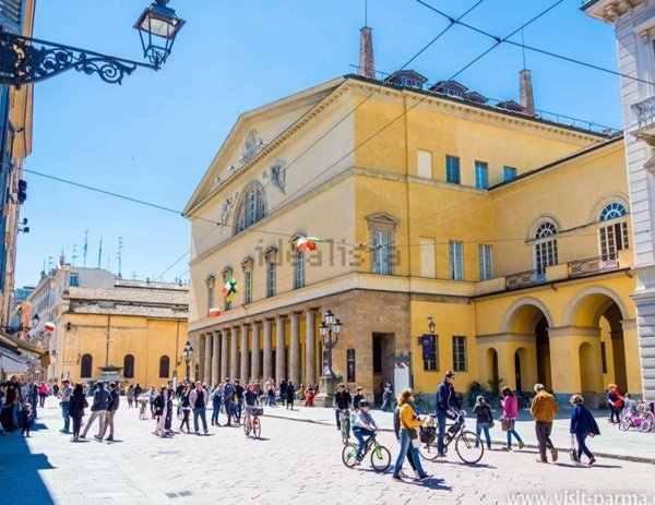 appartamento in vendita a Parma in zona Centro Storico