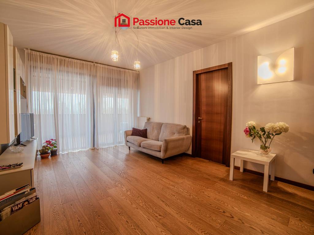 appartamento in vendita a Parma in zona Cittadella