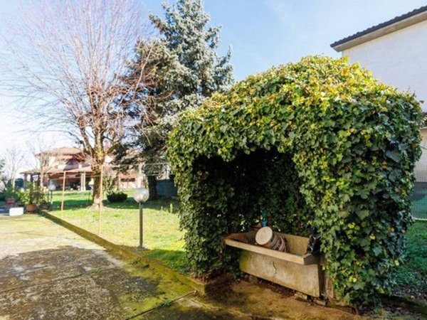 casa indipendente in vendita a Parma in zona Baganzola