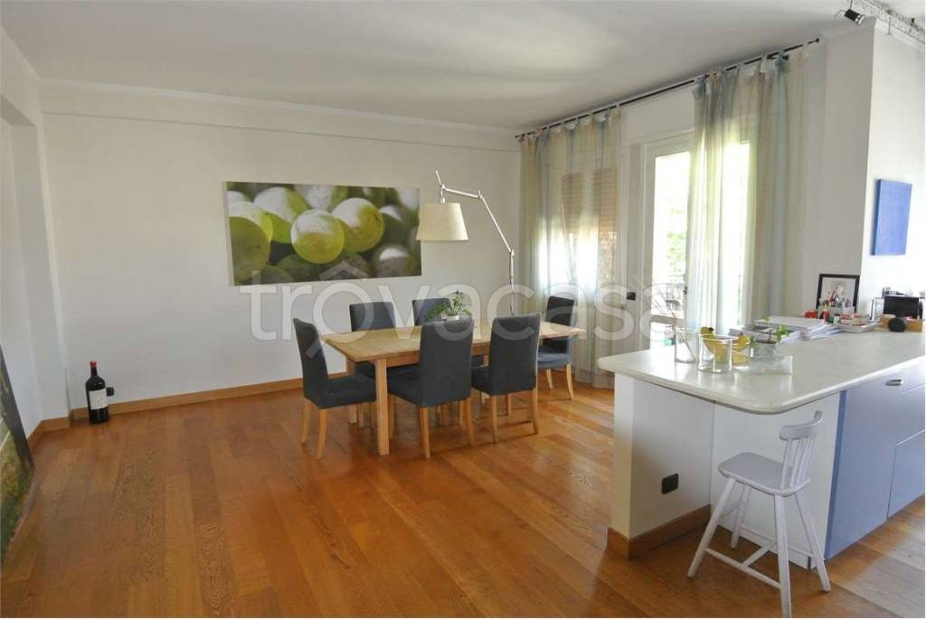 appartamento in vendita a Parma in zona Cittadella