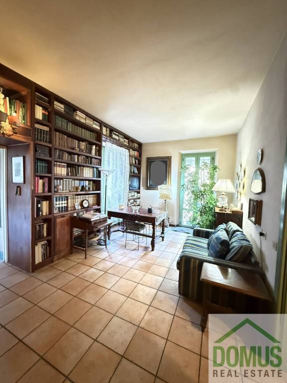 appartamento in vendita a Parma in zona Centro Storico