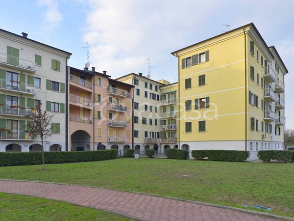 appartamento in vendita a Parma in zona Cittadella