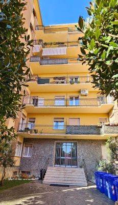 appartamento in vendita a Parma in zona San Lazzaro