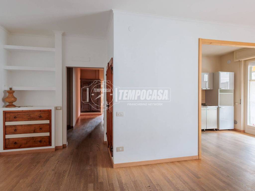 appartamento in vendita a Parma in zona San Lazzaro