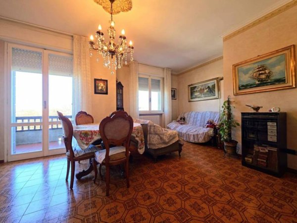 appartamento in vendita a Parma in zona Montanara