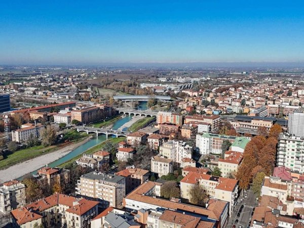 appartamento in vendita a Parma in zona Centro Storico