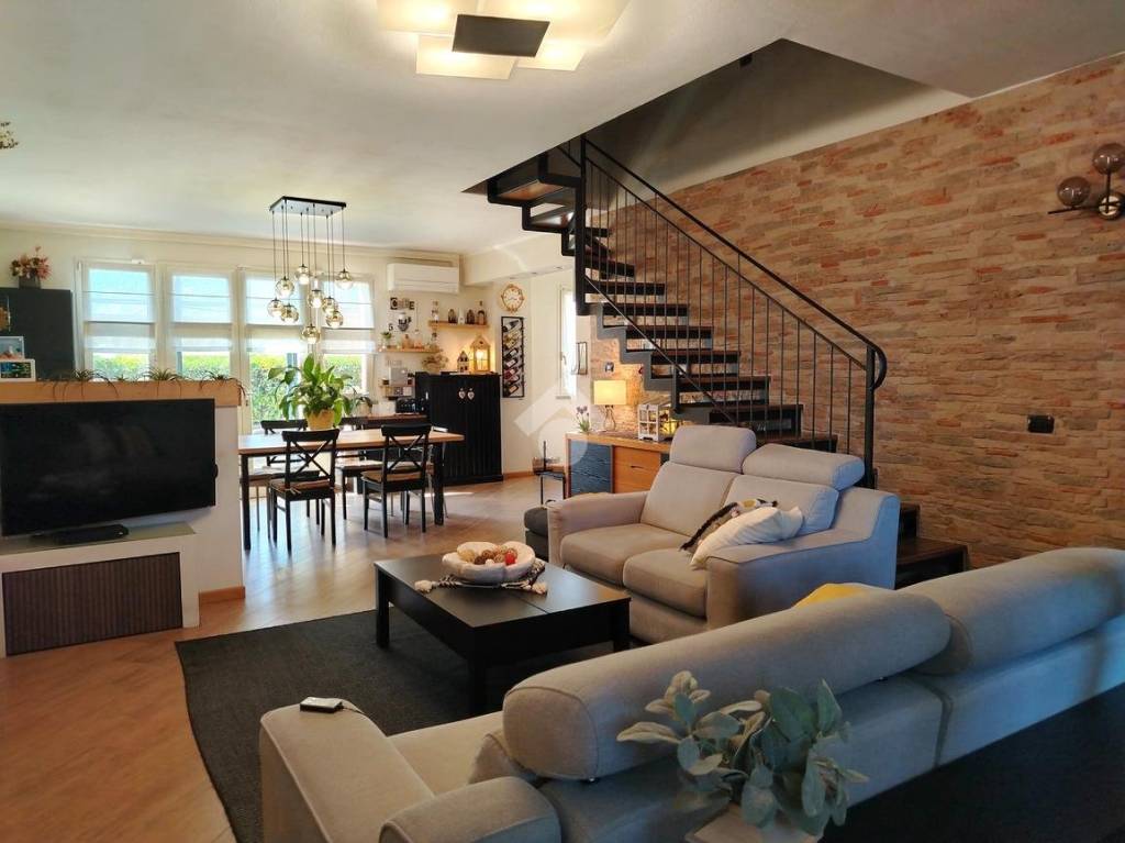 appartamento in vendita a Parma in zona San Prospero