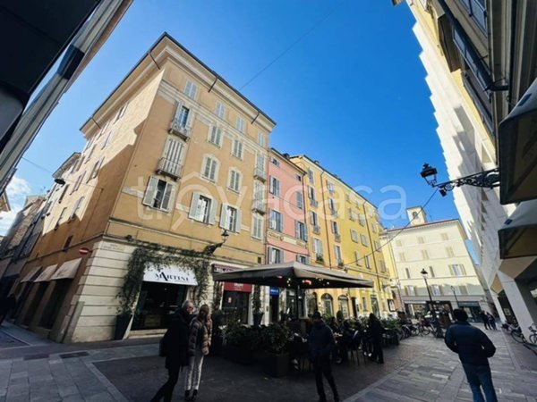 appartamento in vendita a Parma in zona Centro Storico