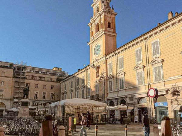 appartamento in vendita a Parma in zona Centro Storico