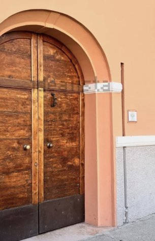 locale commerciale in vendita a Parma in zona Centro Storico