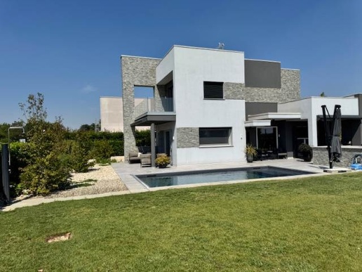 casa indipendente in vendita a Parma in zona Pilastrello