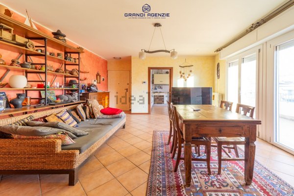 appartamento in vendita a Parma in zona Montanara