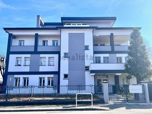 appartamento in vendita a Parma in zona Lubiana