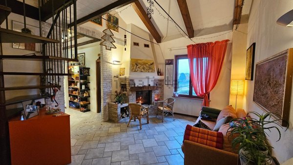 appartamento in vendita a Parma in zona Vigatto