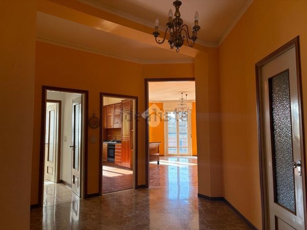 appartamento in vendita a Parma in zona Centro Storico