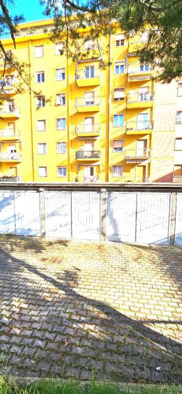 appartamento in vendita a Parma in zona San Lazzaro