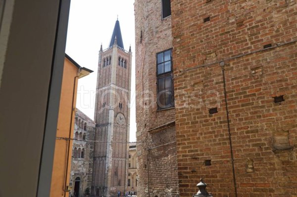 casa indipendente in vendita a Parma in zona Centro Storico