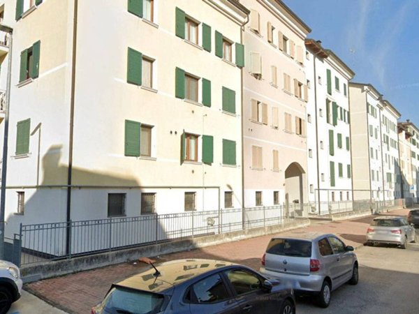 appartamento in vendita a Parma in zona San Leonardo