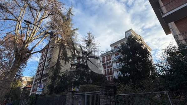 appartamento in vendita a Parma in zona Cittadella