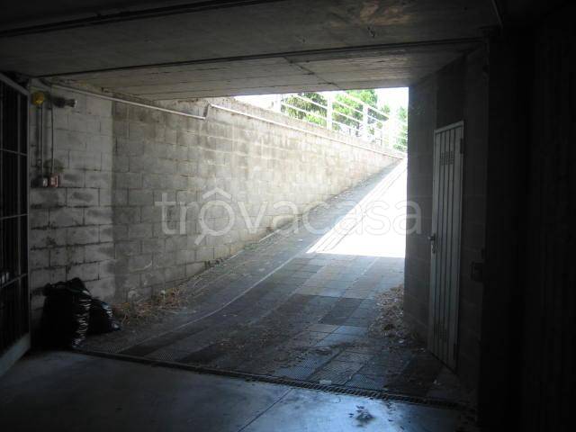 locale di sgombero in vendita a Parma in zona Golese