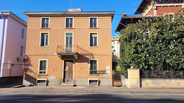 casa indipendente in vendita a Parma