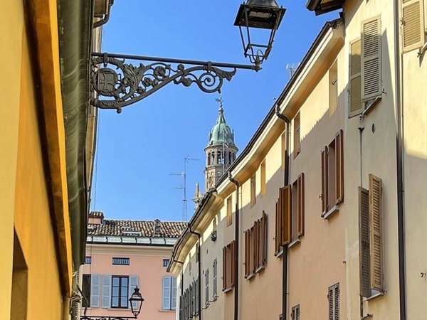 appartamento in vendita a Parma in zona Centro Storico
