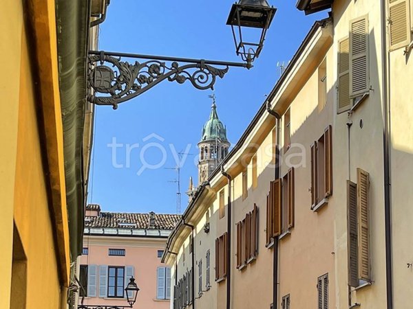 appartamento in vendita a Parma in zona Centro Storico