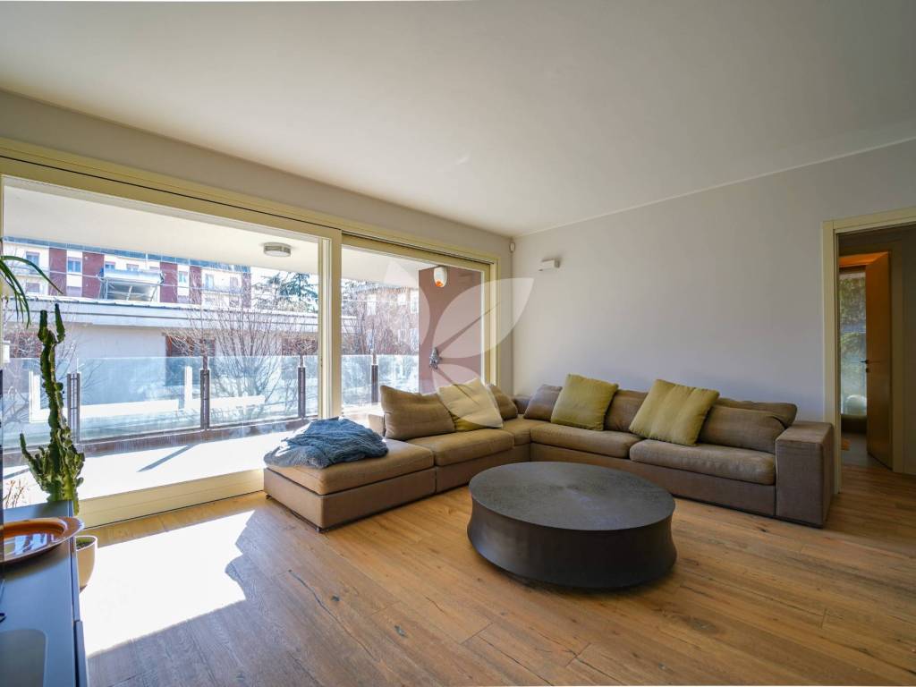 appartamento in vendita a Parma in zona Cittadella