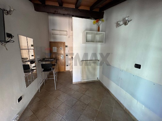 appartamento in vendita a Parma in zona Centro Storico