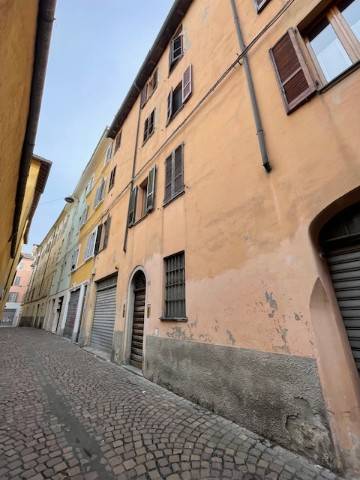 appartamento in vendita a Parma in zona Centro Storico