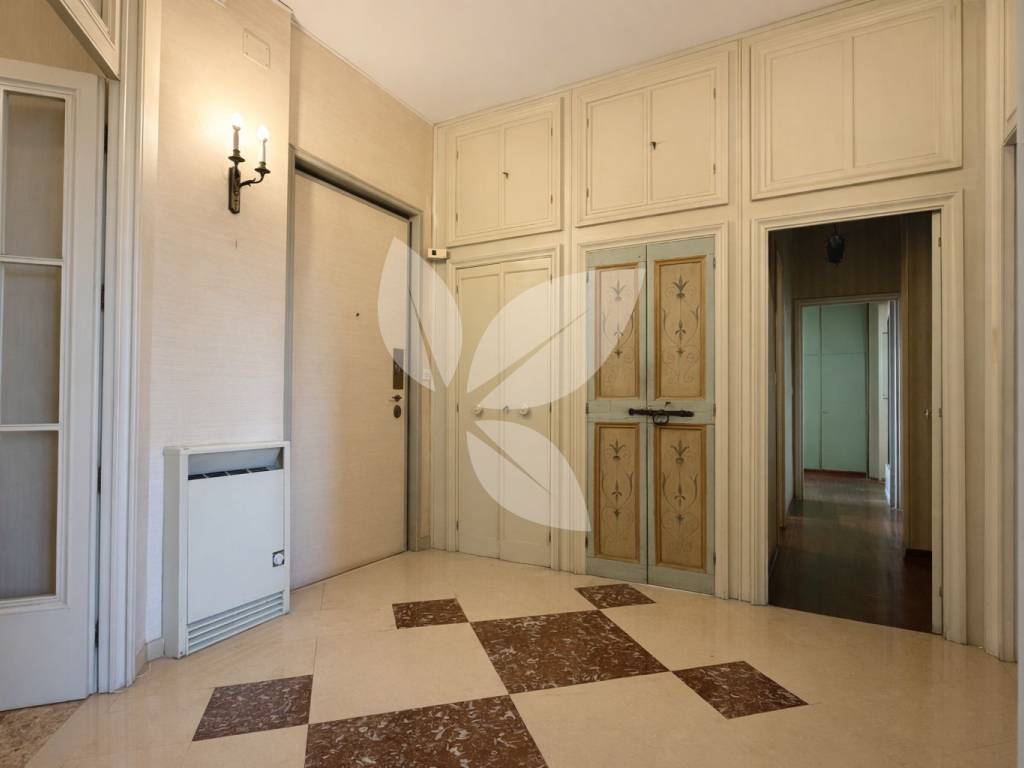 appartamento in vendita a Parma in zona Cittadella