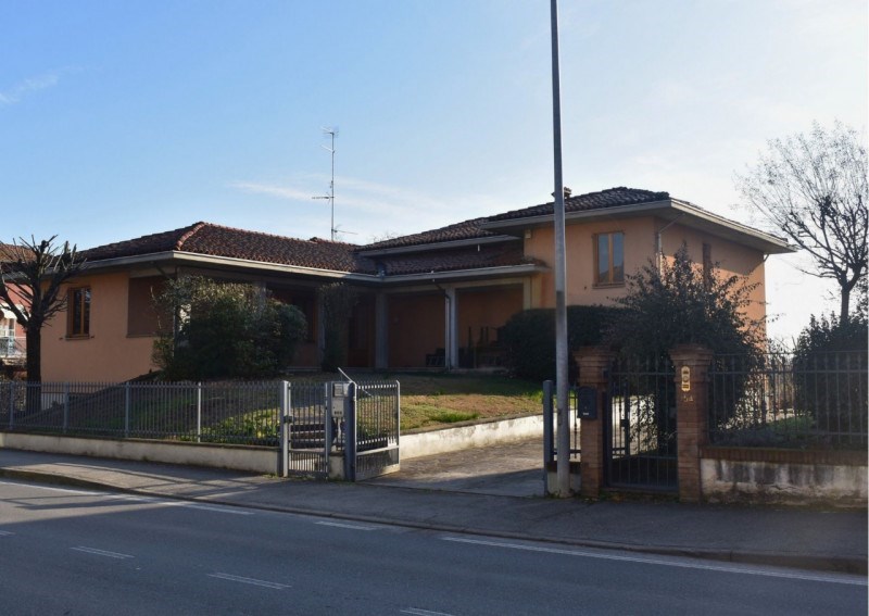 casa indipendente in vendita a Parma in zona Vigatto