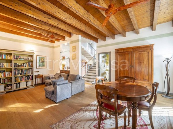 casa indipendente in vendita a Parma in zona Centro Storico