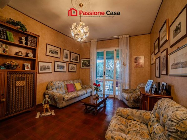 appartamento in vendita a Parma in zona Montanara