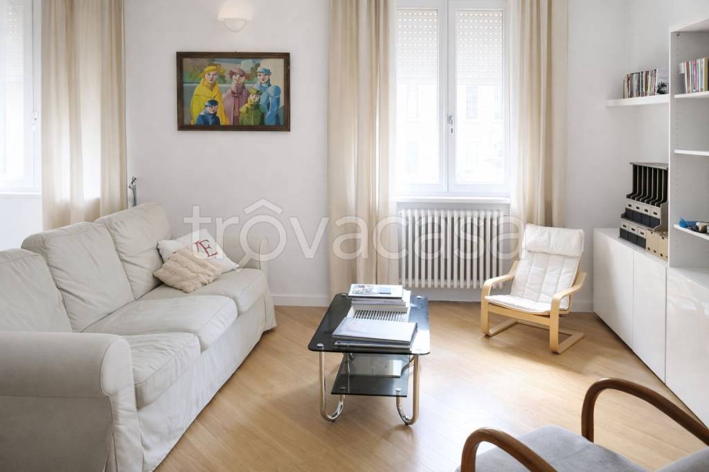 appartamento in vendita a Parma in zona Centro Storico