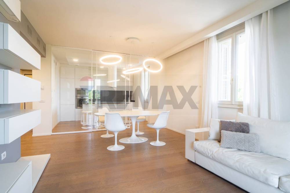 appartamento in vendita a Parma in zona Centro Storico